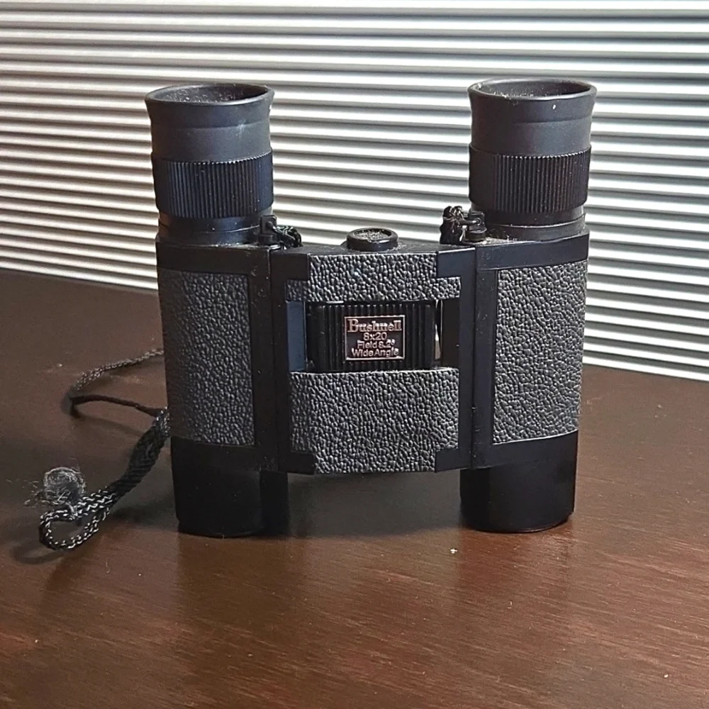 Bushnell 8x20 Folding Roof Prism Binocular